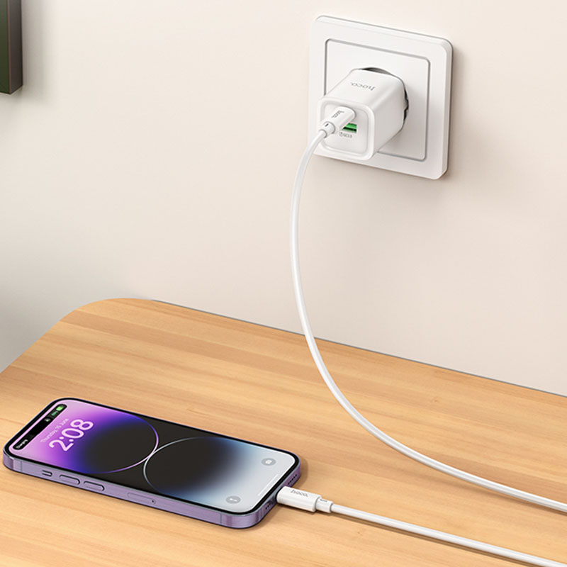 Уценка СЗУ Hoco C149A Charm PD30W+QC3.0 (1USB-A/1C) + кабель Type-C to Lightning, Поврежденная упаковка / White 4, купить оптом с доставкой