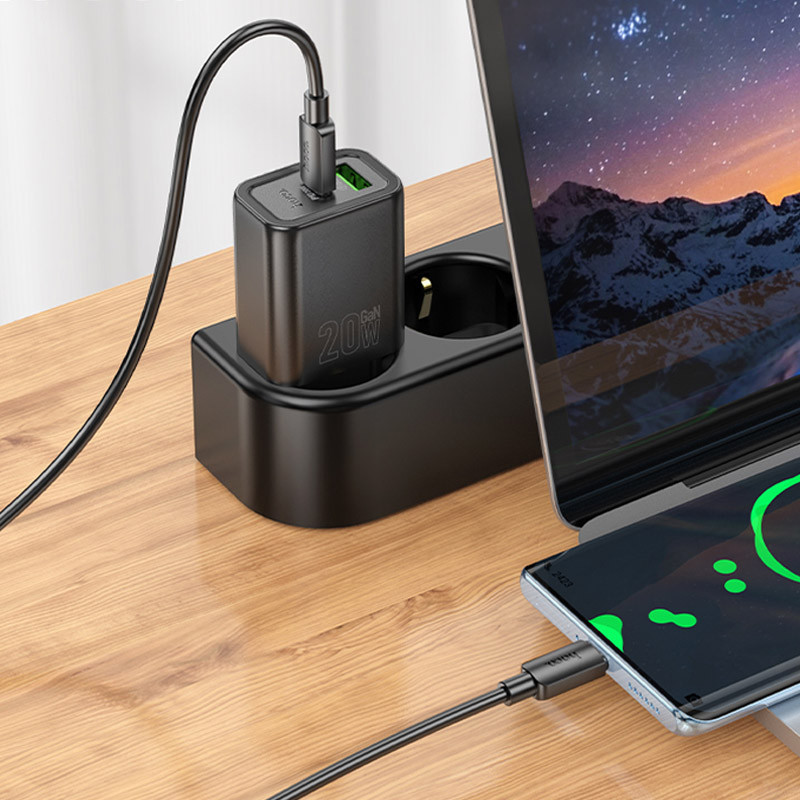 МЗП Hoco N61 Gentle PD20W+QC3.0 (1USB-A/1C) + кабель Type-C to Type-C на малюнкі №6