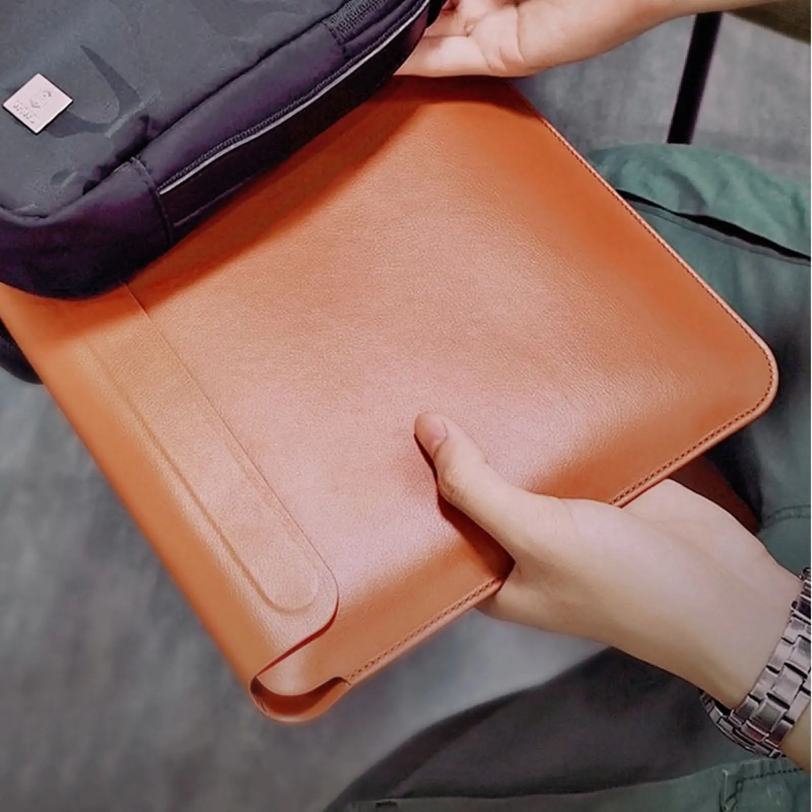 Чохол WIWU Air Skin Pro II 13.6", Коричневий 4, купити оптом з доставкою