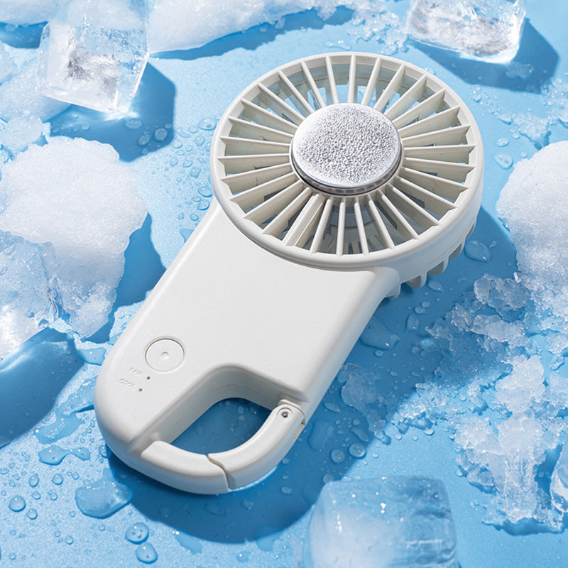 Портативный вентилятор SQT-BF2 с карабином 1800mAh на картинке №2