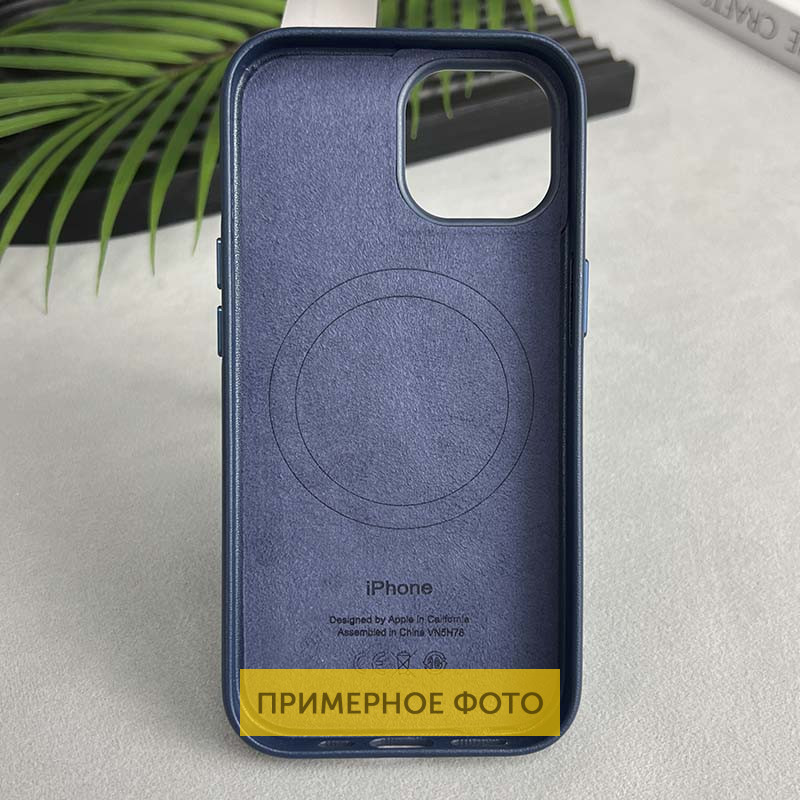 Кожаный чехол Leather Case (AAA) with MagSafe and Animation для Apple iPhone 16 (6.1) на картинке №2