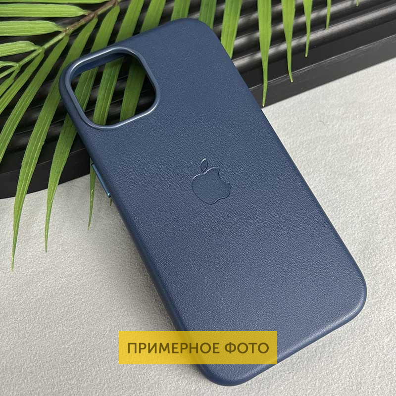 Кожаный чехол Leather Case (AAA) with MagSafe and Animation для Apple iPhone 16 (6.1) на картинке №3