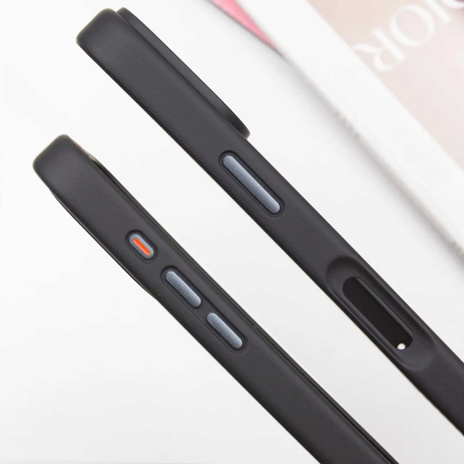 TPU+PC чохол Metal Buttons with MagSafe для Apple iPhone 16 Pro (6.3"), Чорний 3, TPU+PC, купити оптом з доставкою