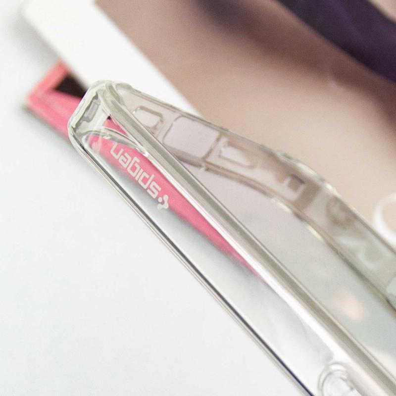 Прозрачный чехол SGP Ultra Hybrid для Apple iPhone 16 Pro (6.3) | TPU+PC с усиленными бортами на картинке №8