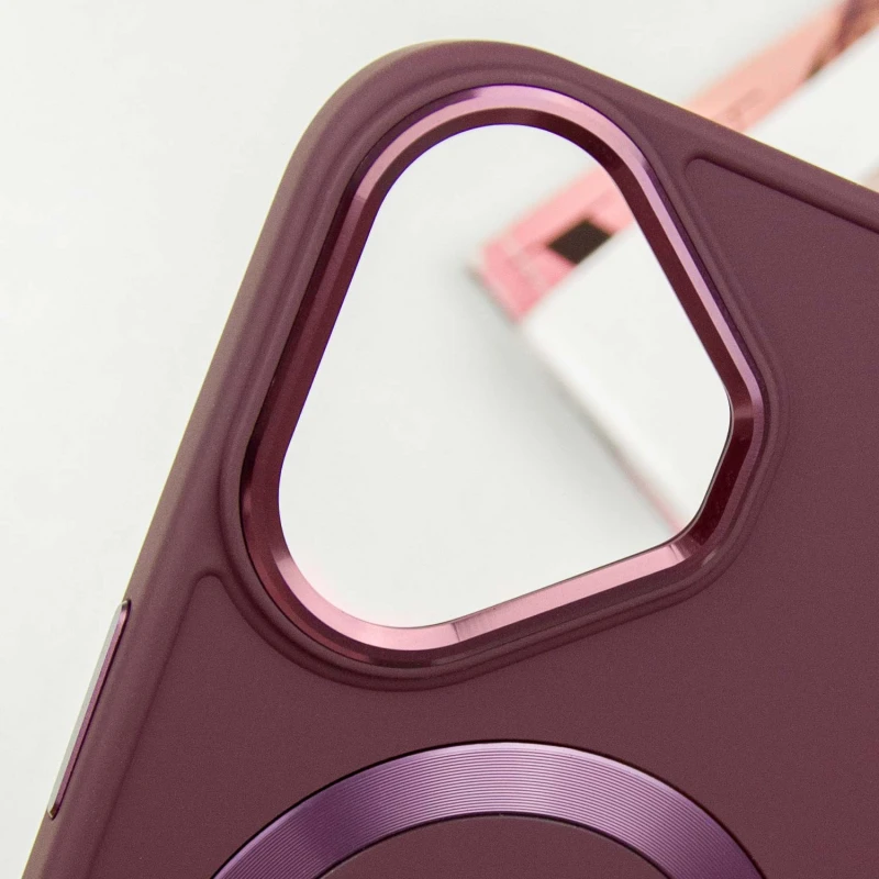 TPU чехол Bonbon Metal Style with Magnetic Fit для Apple iPhone 16 (6.1"), Бордовый / Plum 2, TPU, купить оптом с доставкой