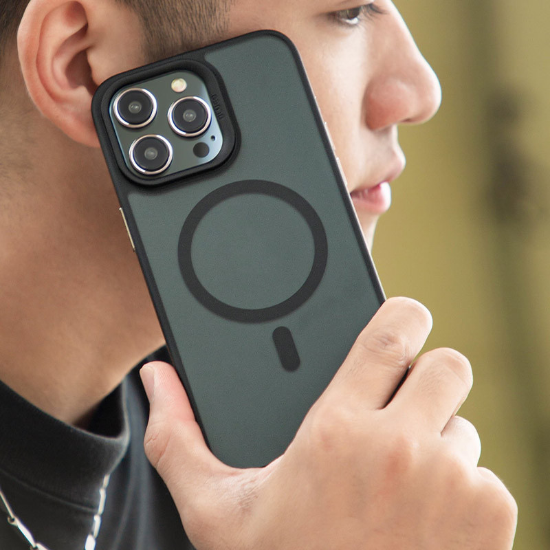 Чехол Blueo Skin Friendly Frosted with MagSafe для Apple iPhone 13 Pro Max (6.7) |TPU+PC| на картинке №3