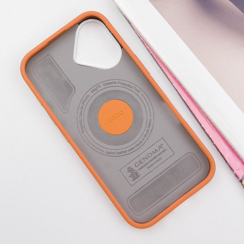 Чехол SGP PC+Leather with MagSafe для Apple iPhone 16 Plus (6.7) на картинке №3