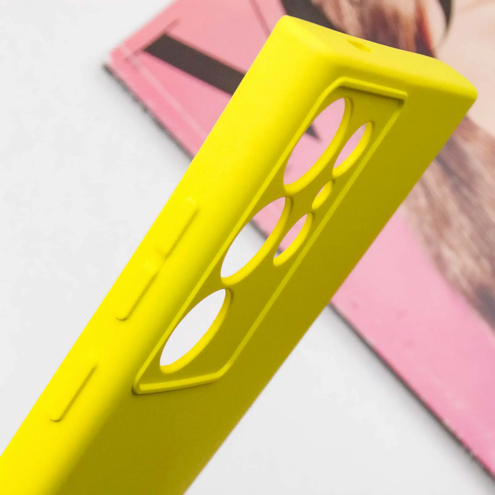 Чехол TPU GETMAN Liquid Silk Full Camera для Samsung Galaxy S24 Ultra, Желтый / Flash 4, TPU, купить оптом с доставкой