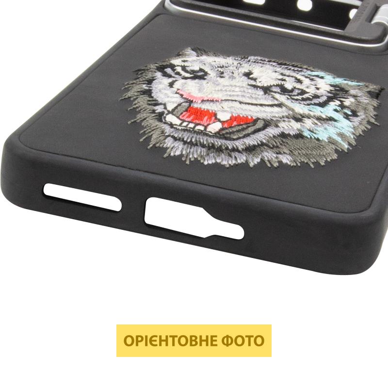 Чехол с подставкой Friends для Xiaomi Poco X6 | с оригинальной вышивкой на картинке №5