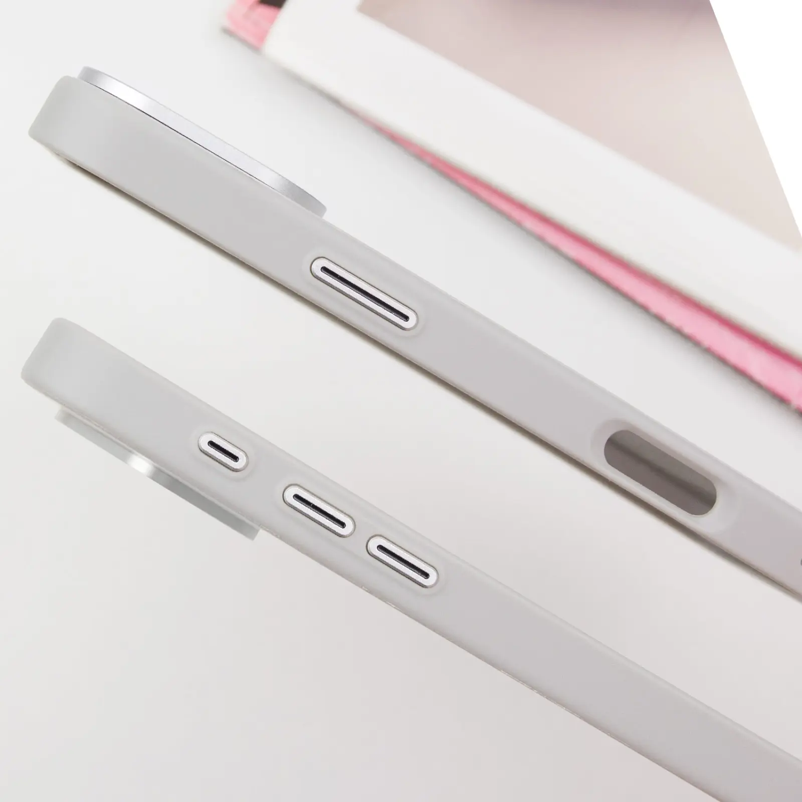 Чохол SGP PC+Leather with MagSafe для Apple iPhone 16 (6.1"), Grey 4, Штучна шкіра, купити оптом з доставкою