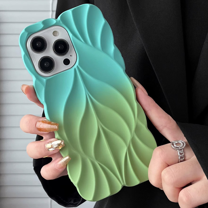Силиконовый чехол Leaf Case для Apple iPhone 15 Pro (6.1) | 3D-текстура листьев на картинке №2