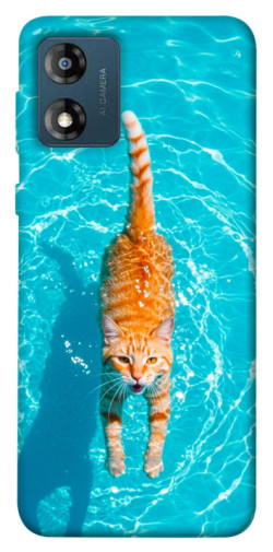 Чехол itsPrint Cat swimming для Motorola Moto E13
