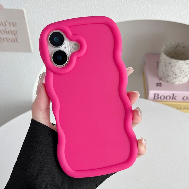 Защитный TPU чехол Ripple для Apple iPhone 16 (6.1) | С волнистыми краями на картинке №2