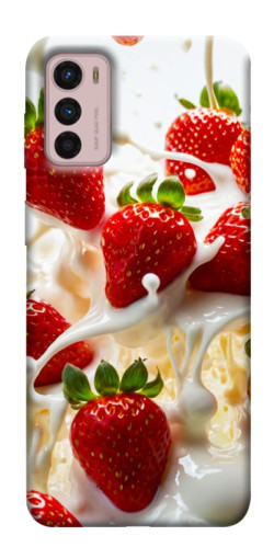 Чехол itsPrint Strawberry and cream для Motorola Moto G42