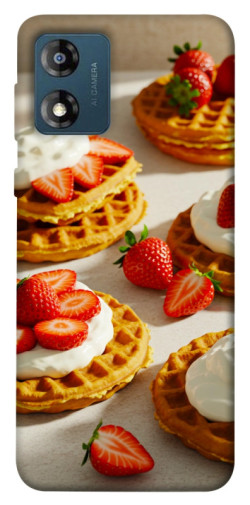 Чехол itsPrint Вафли с клубникой для Motorola Moto E13