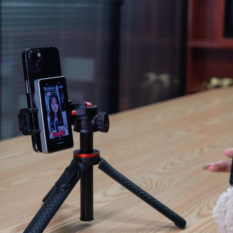 Бездротовий дублюючий екран / монітор для селфі RK-X40 with MagSafe на малюнкі №8