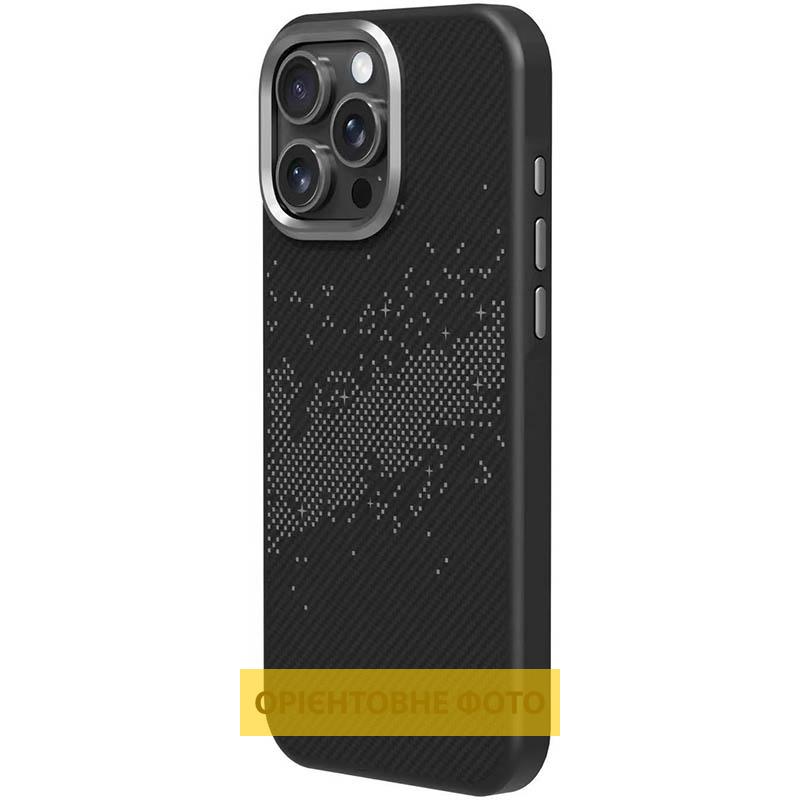 Чехол Monzo Carbon with MagSafe для Apple iPhone 16 (6.1) | Metal Buttons на картинке №3