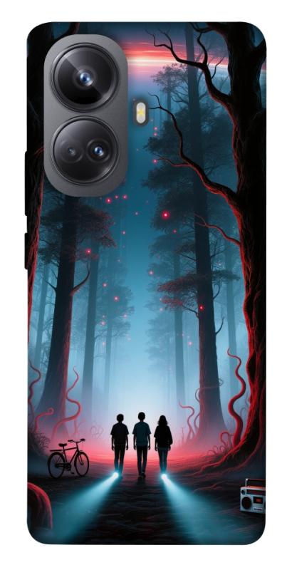 Чехол itsPrint Kids in the forest для Realme 10 Pro+, хоррор, купить оптом с доставкой