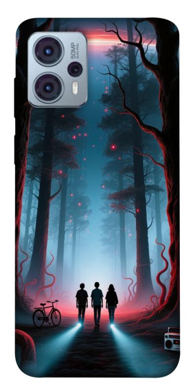 Чехол itsPrint Kids in the forest для Motorola Moto G23, хоррор, купить оптом с доставкой