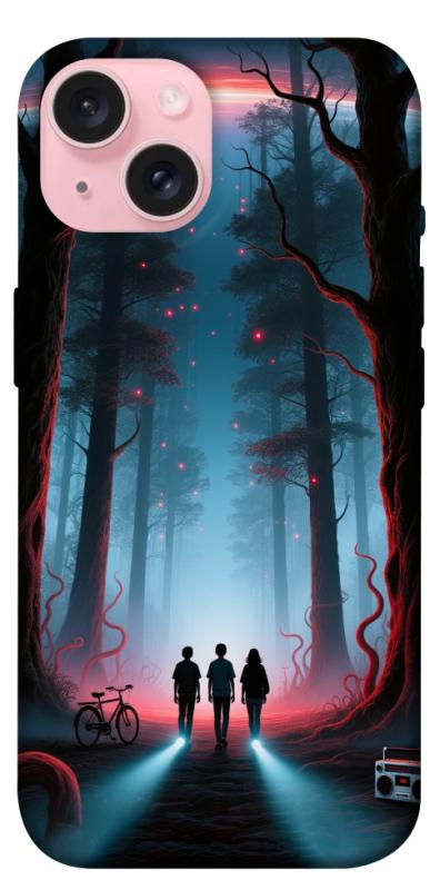Чехол itsPrint Kids in the forest для Apple iPhone 15 (6.1"), хоррор, купить оптом с доставкой