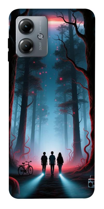 Чехол itsPrint Kids in the forest для Motorola Moto G14, хоррор, купить оптом с доставкой