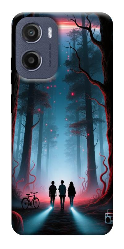 Чехол itsPrint Kids in the forest для Motorola Moto G05, хоррор, купить оптом с доставкой