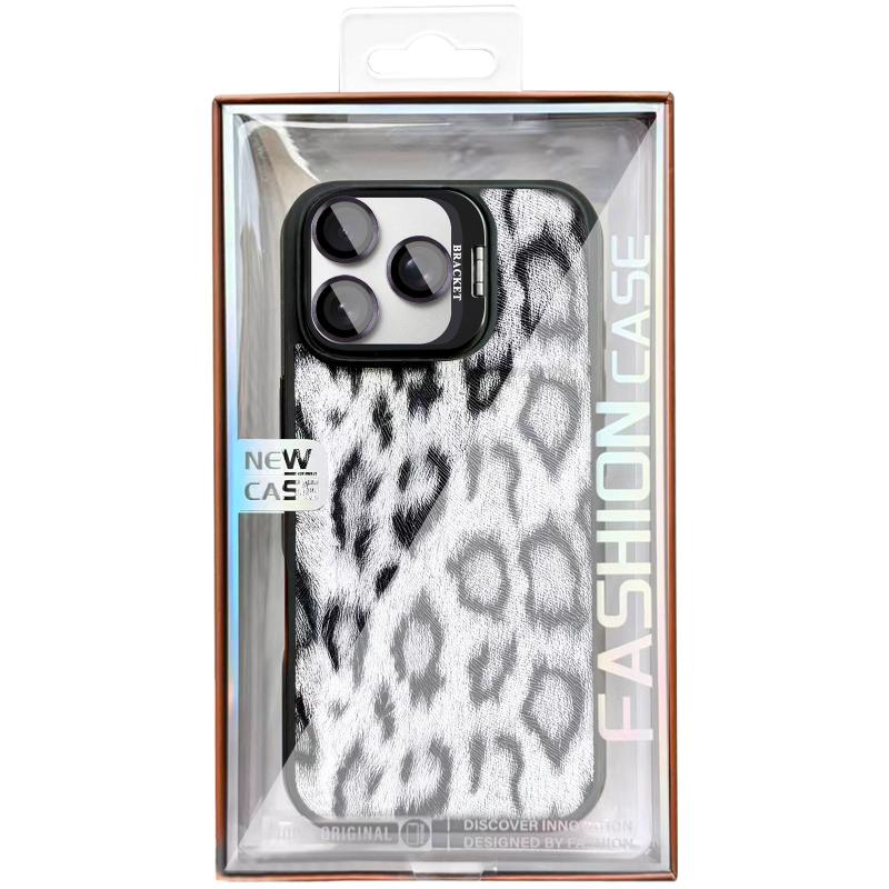 Чехол TPU+PC Wild Leopard with MagSafe and Lens для Apple iPhone 15 Pro (6.1) на картинке №2