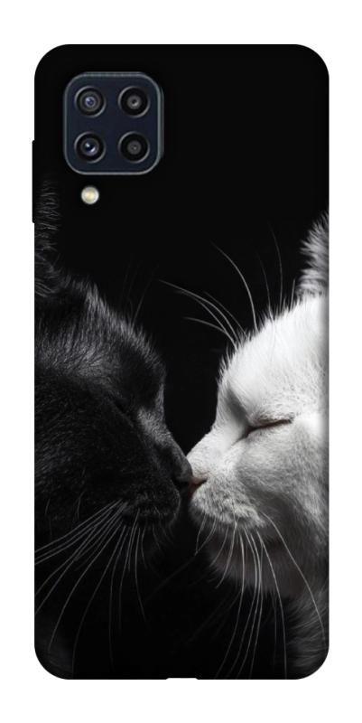 Чехол itsPrint Black and white cats для Samsung Galaxy M32, животные, купить оптом с доставкой