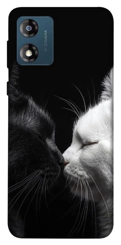 Чехол itsPrint Black and white cats для Motorola Moto E13, животные, купить оптом с доставкой