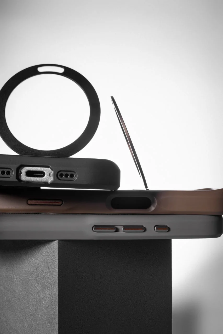 TPU+PC чехол Metal Buttons with MagSafe Carbon Ring для Apple iPhone 15 (6.1"), TPU+PC, купить оптом с доставкой