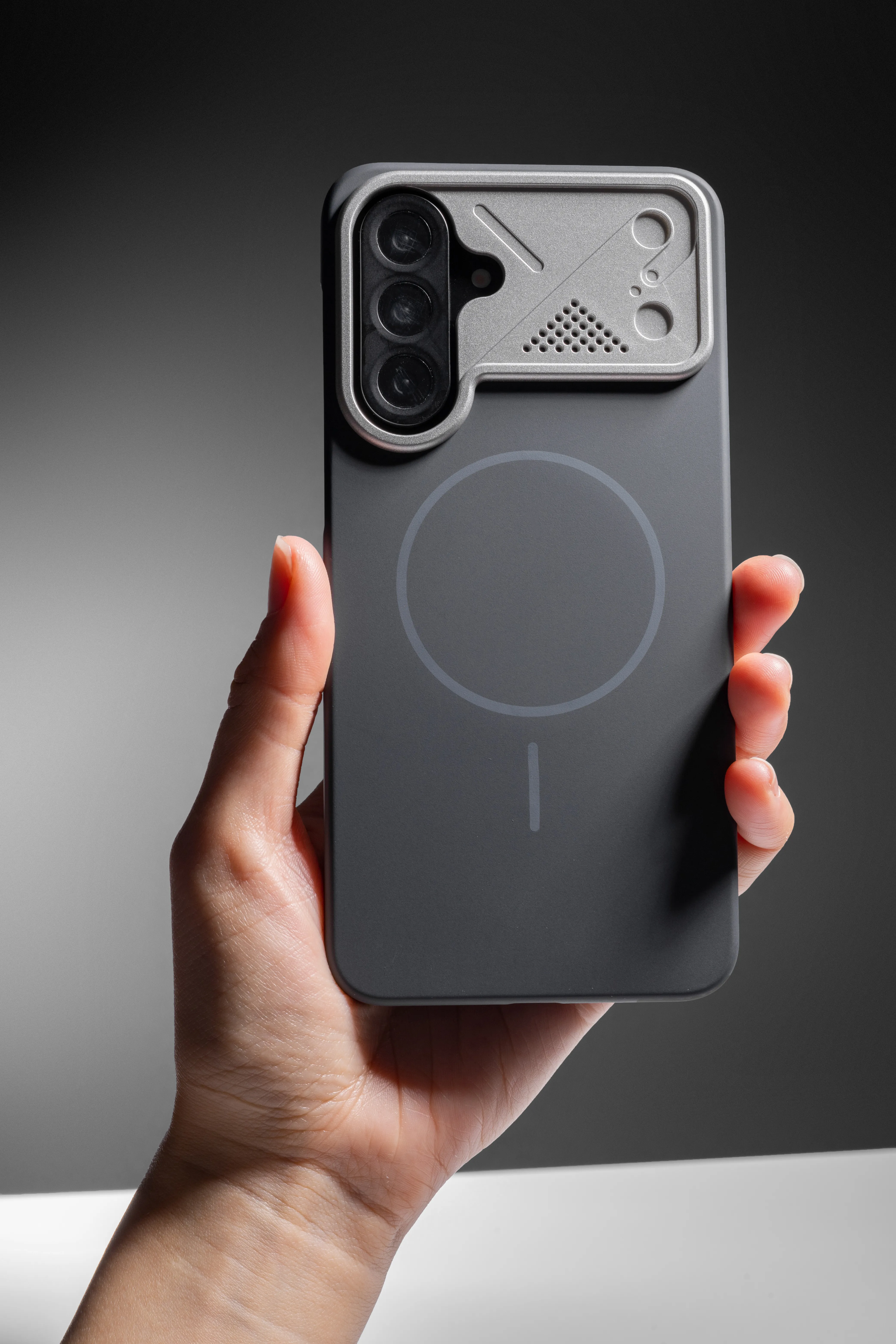 Уцінка Чохол PC Synq with Magnetic Fit для Samsung Galaxy S25 FE, Пластик, купити оптом з доставкою