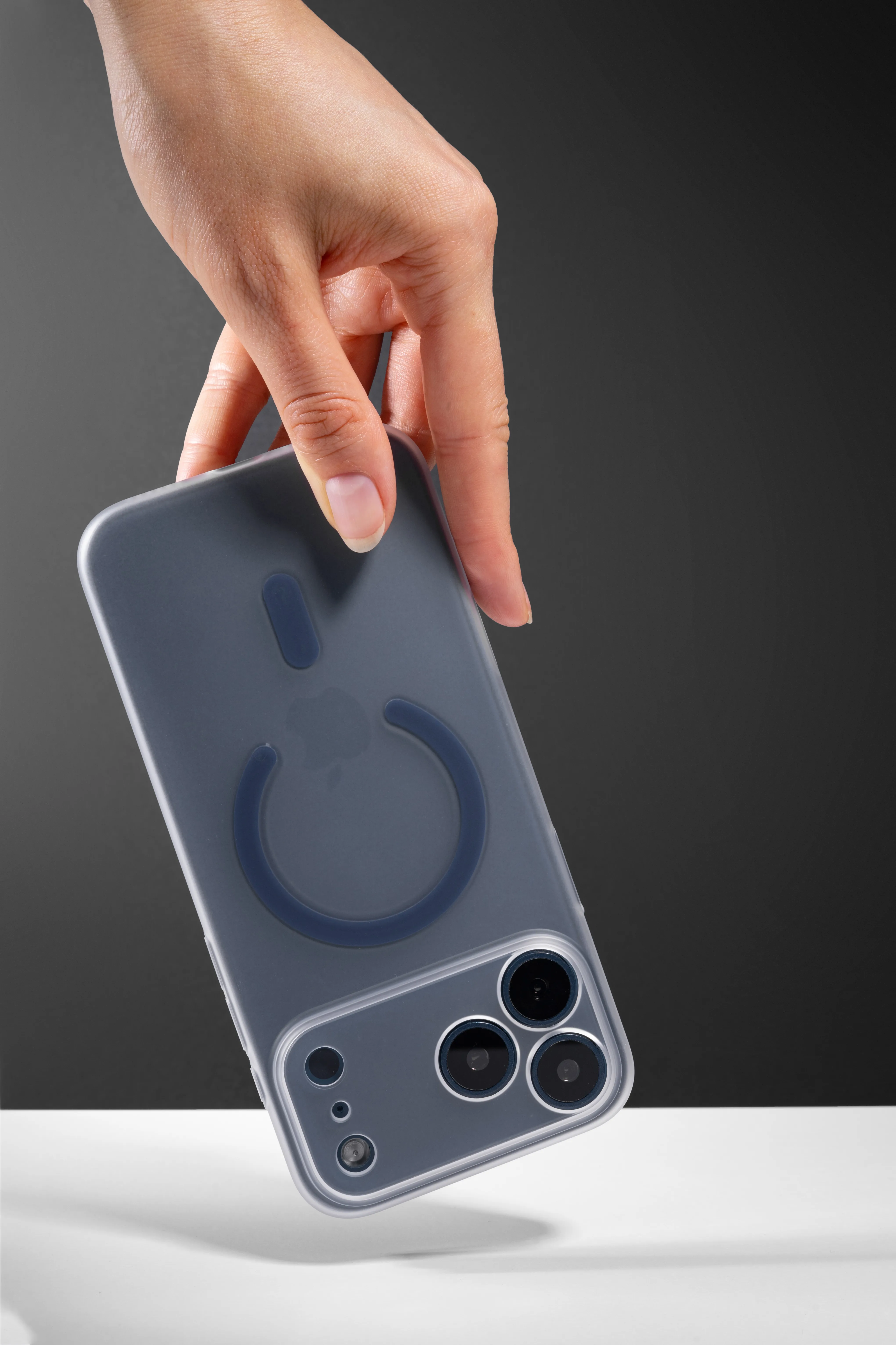 Чохол PC Slim Matte with Magnetic Fit (camera button) для Apple iPhone 17 Pro Max (6.9"), Пластик, купити оптом з доставкою