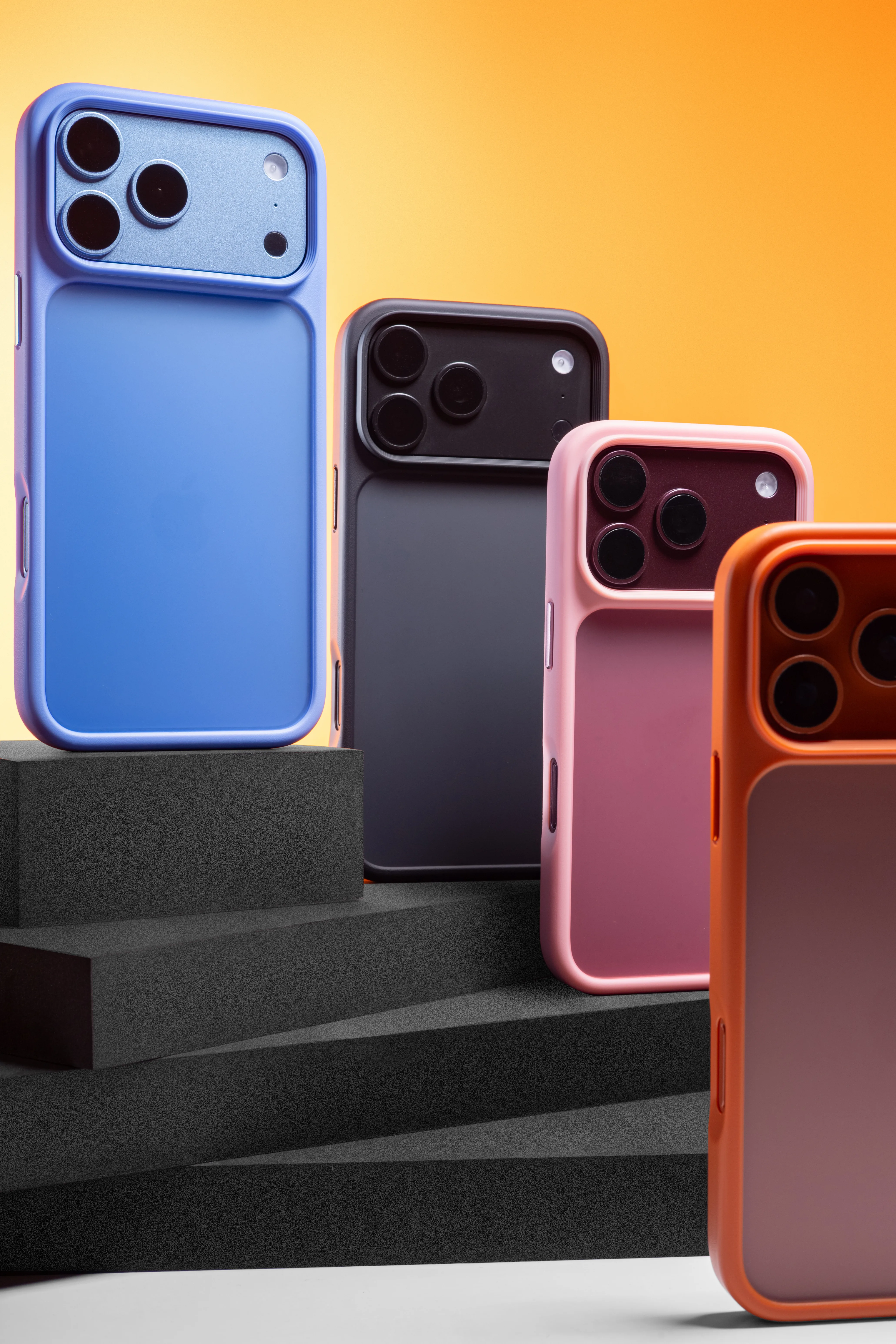Уцінка TPU+PC чохол Metal Buttons для Apple iPhone 18 Pro Max / 17 Pro Max (6.9"), TPU+PC, купити оптом з доставкою