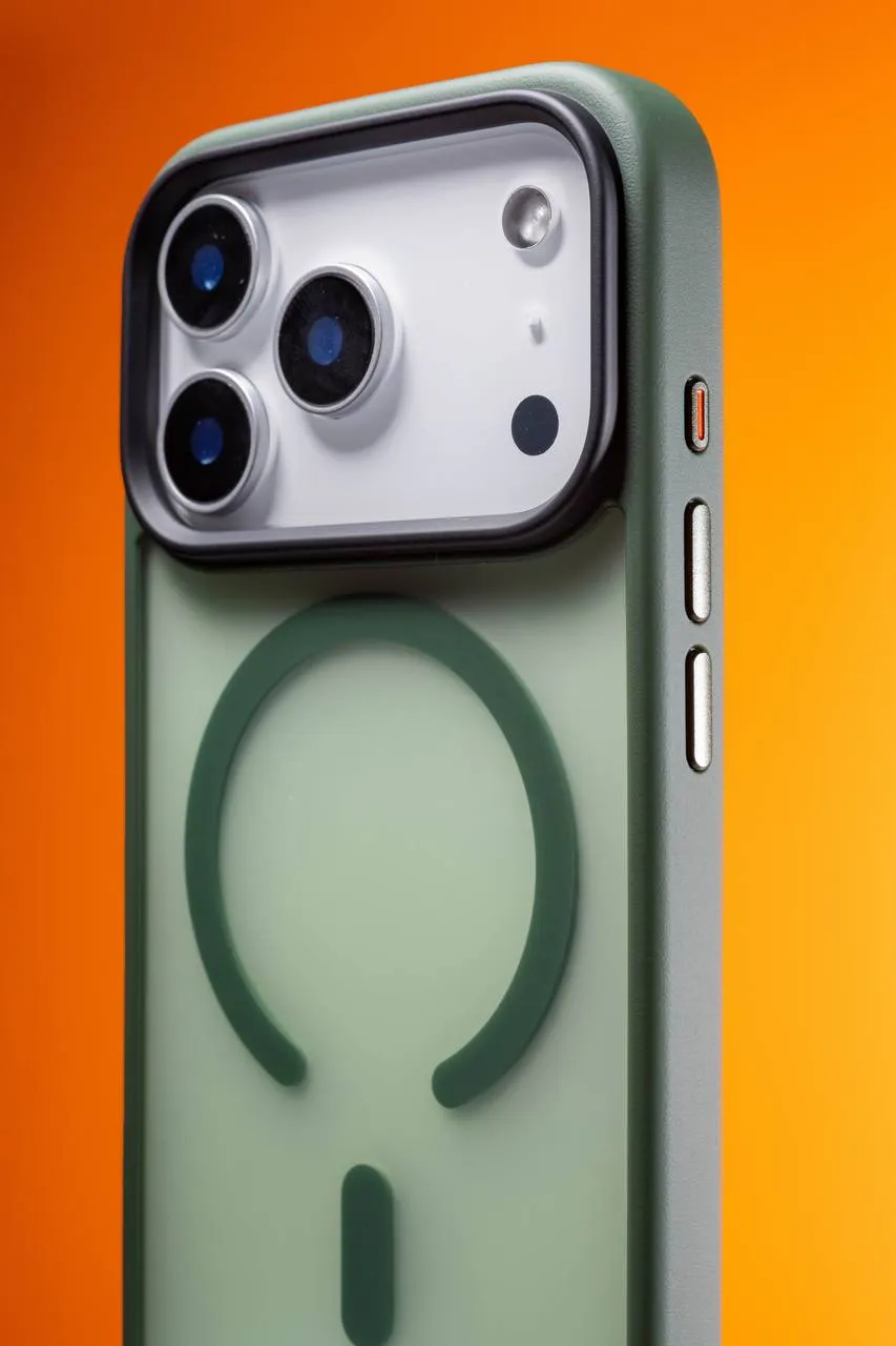 TPU+PC чехол Metal Buttons with MagSafe для Apple iPhone 14 Plus (6.7"), TPU+PC, купить оптом с доставкой